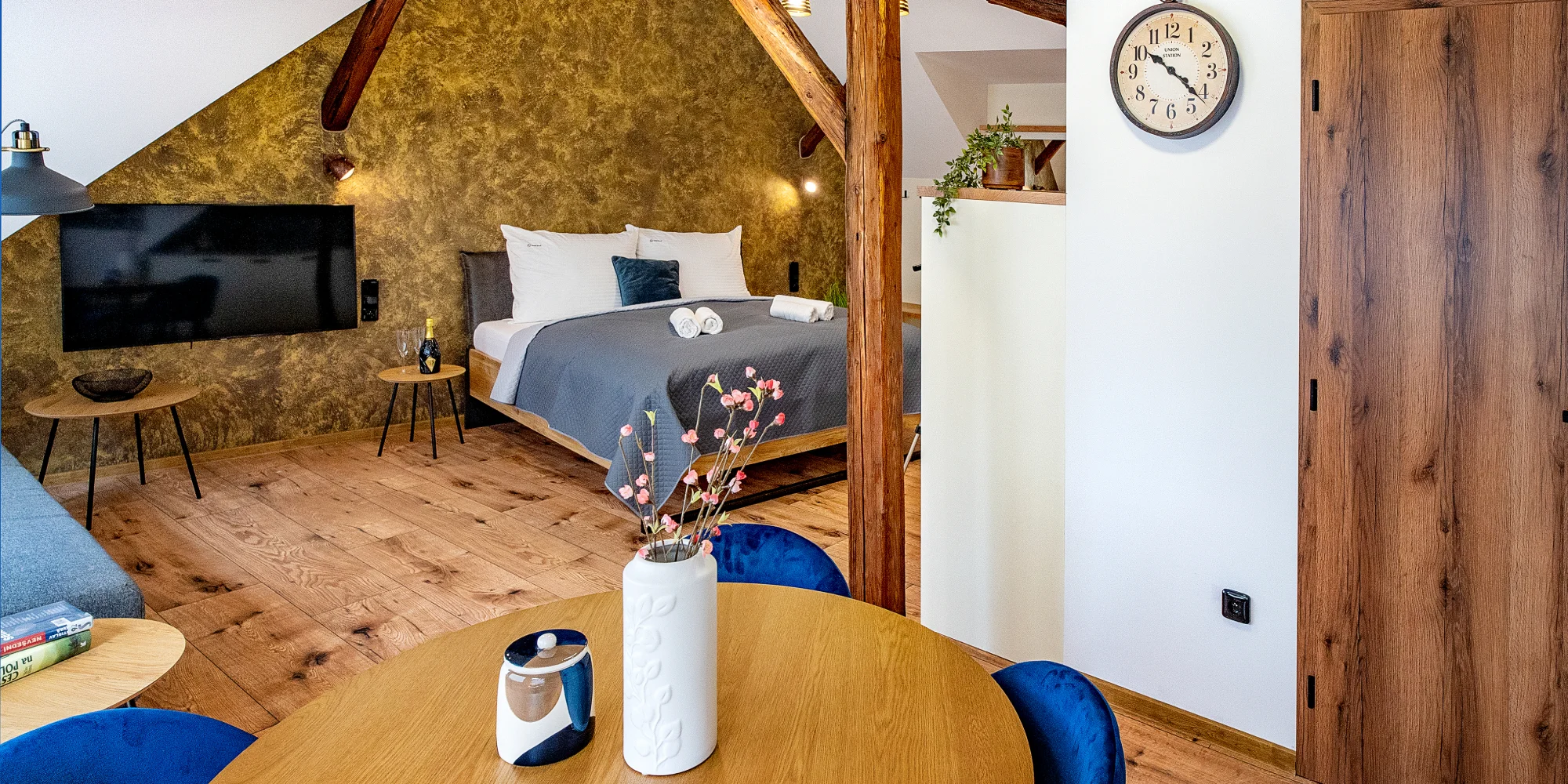 Pohoda na jihu Čech se snídaněmi, bazénem i wellness