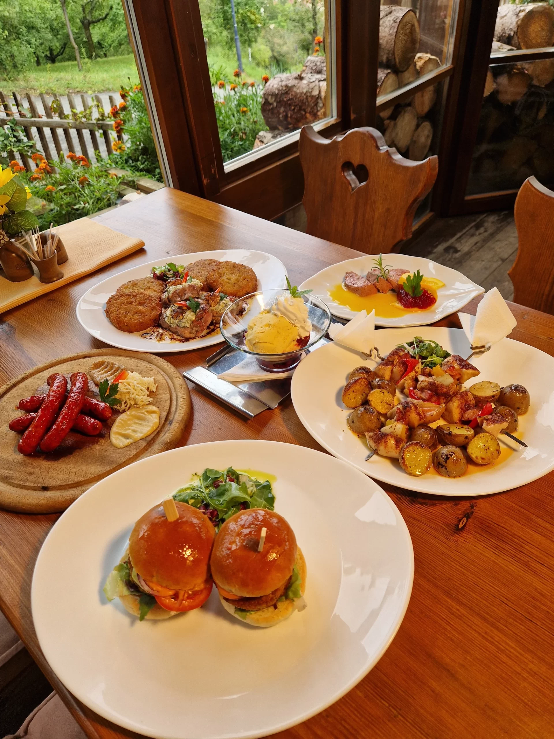 Tříchodové menu s krásným výhledem na Prahu pro dva - Obrázek 11