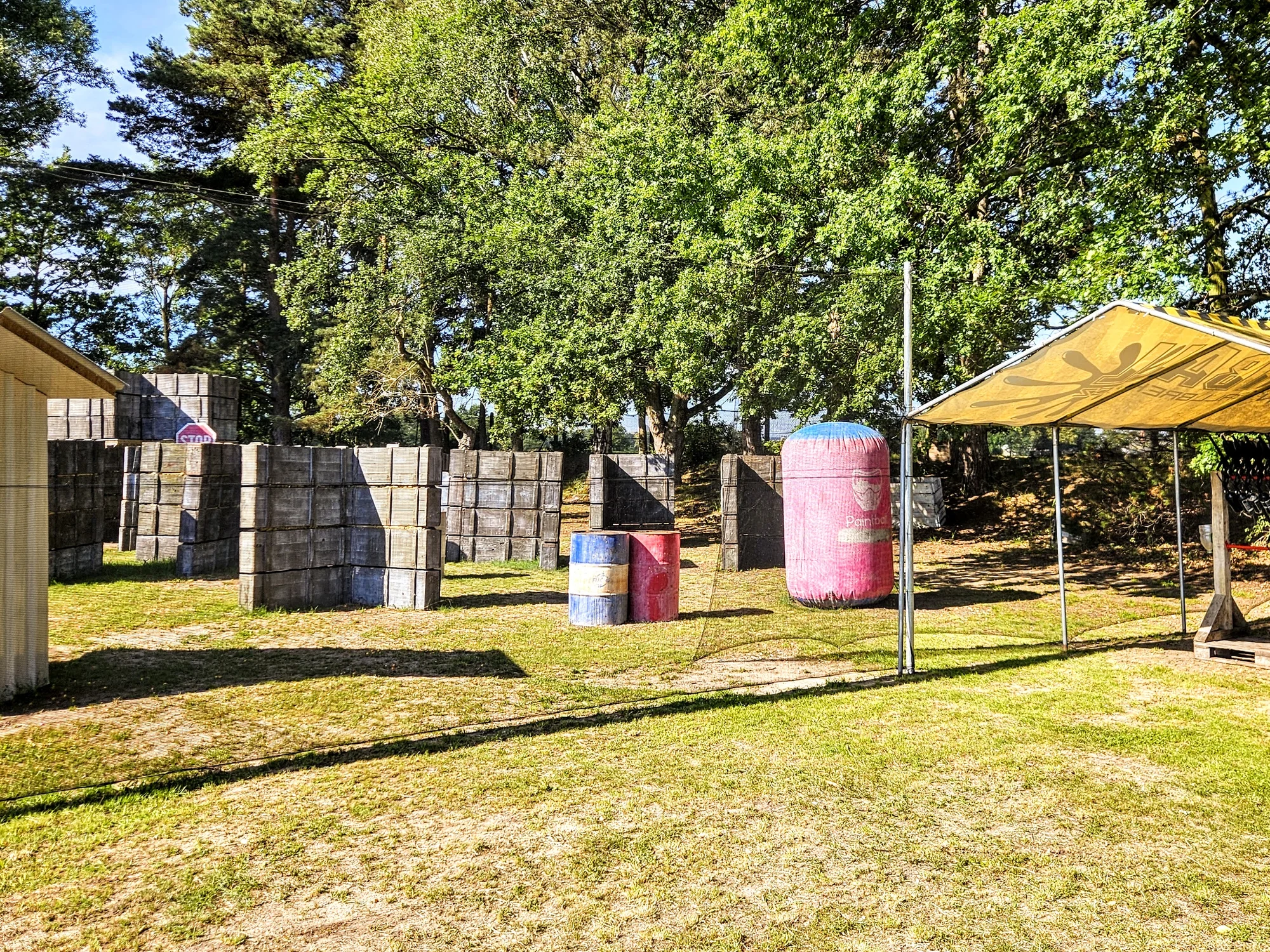 Paintball u Pardubic: 3 hodiny hry až pro 10 osob - Obrázek 7