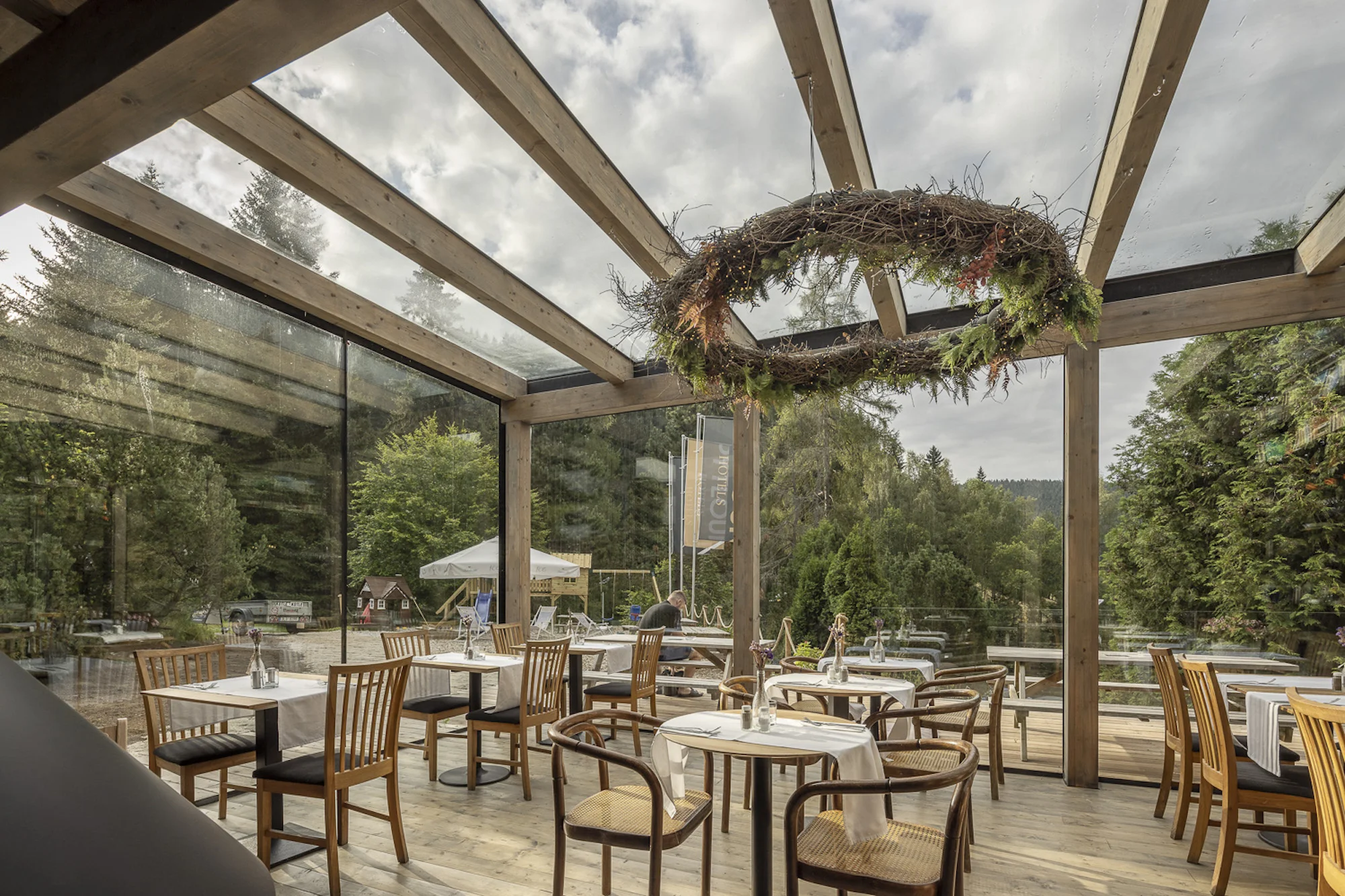 Čtyřchodové menu v luxusní restauraci v Harrachově - Obrázek 9