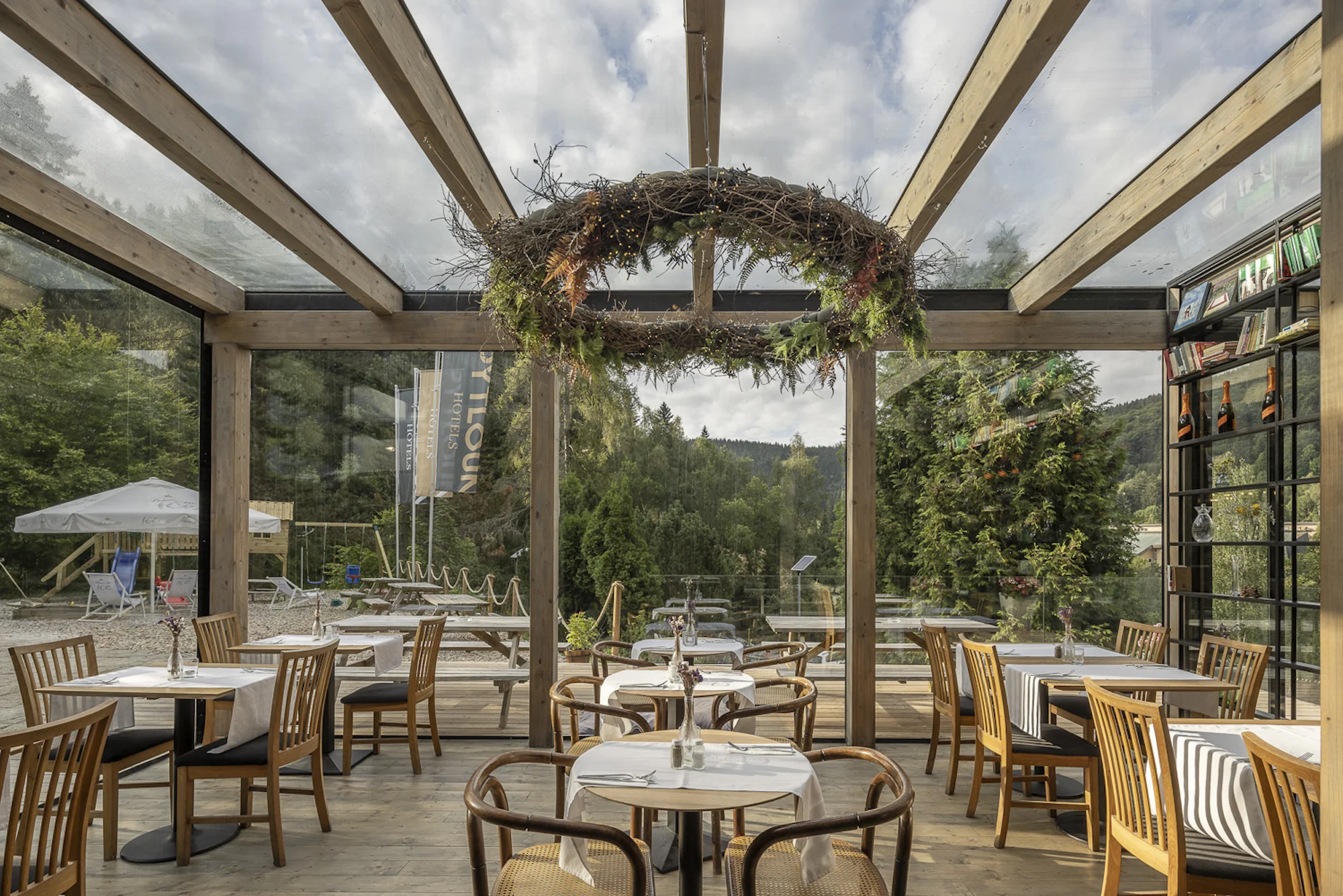 Čtyřchodové menu v luxusní restauraci v Harrachově - Obrázek 10