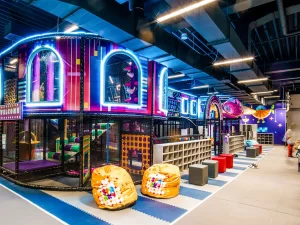 Celodenní vstup do nového zábavního centra na Zličíně