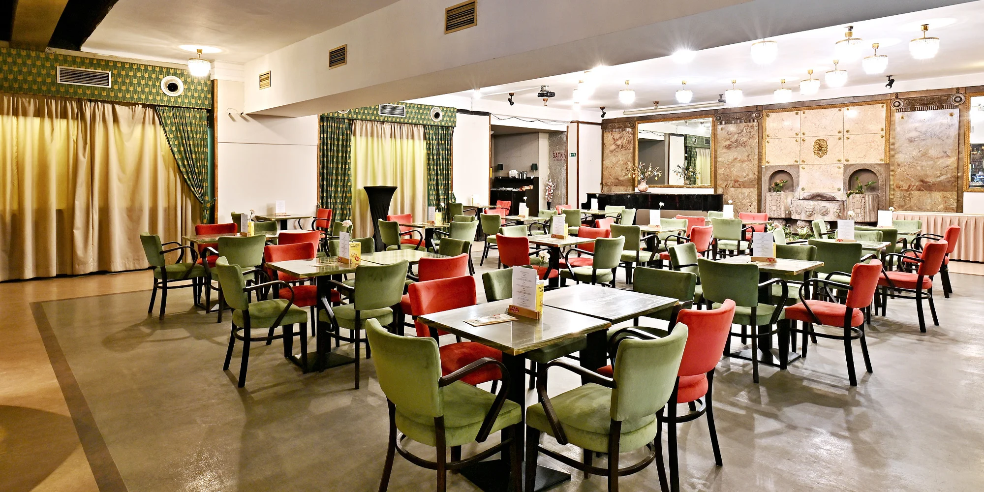 Voucher do kavárny Lucerna: 300 Kč, 500 Kč i 1000 Kč - Obrázek 3