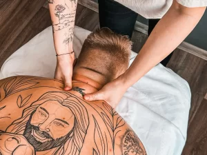 Maderoterapie, klasická i parafínová masáž: 30–90 min.