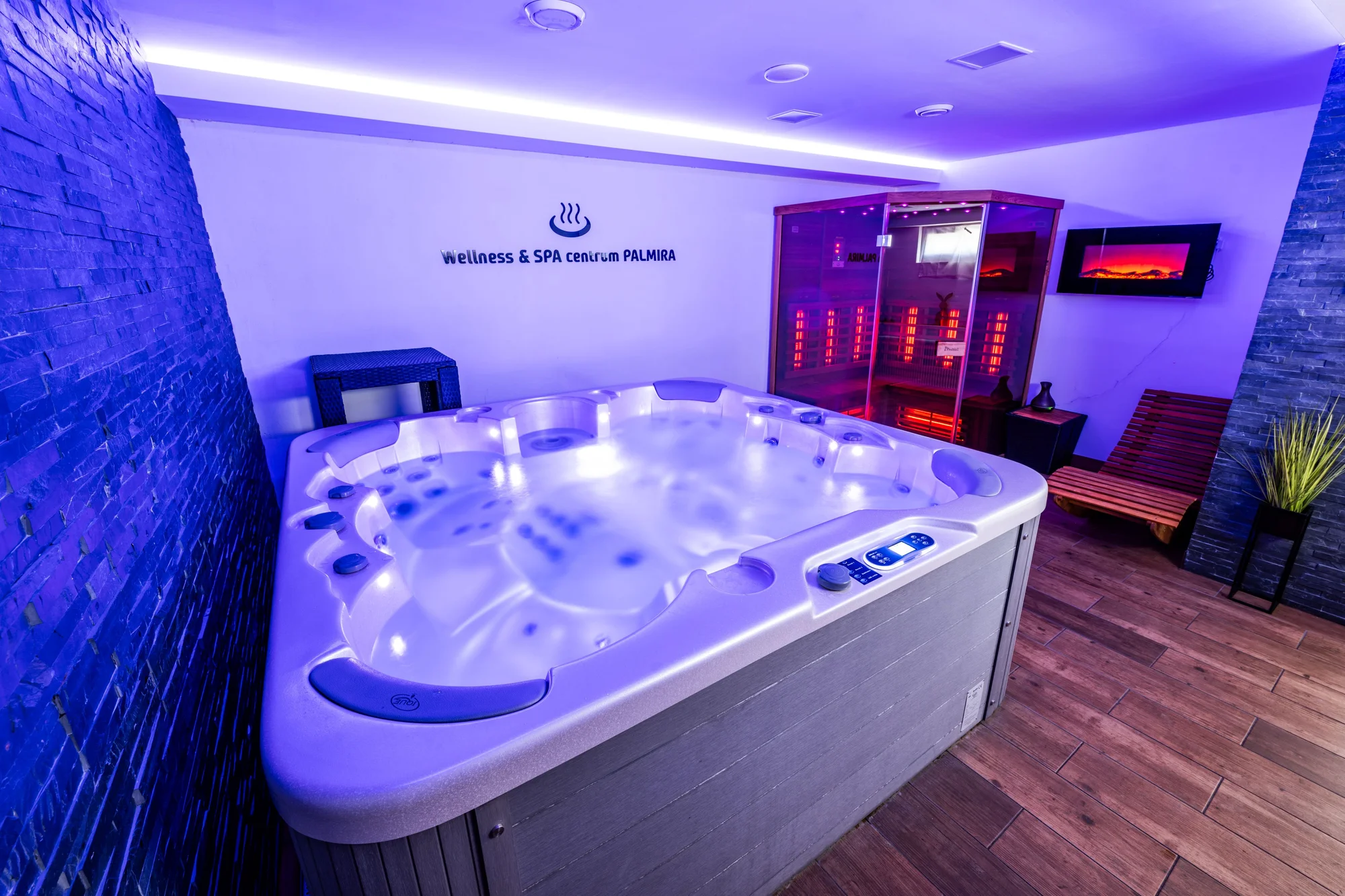 Privátní wellness i se sektem či pizzou pro 2 osoby - Obrázek 6