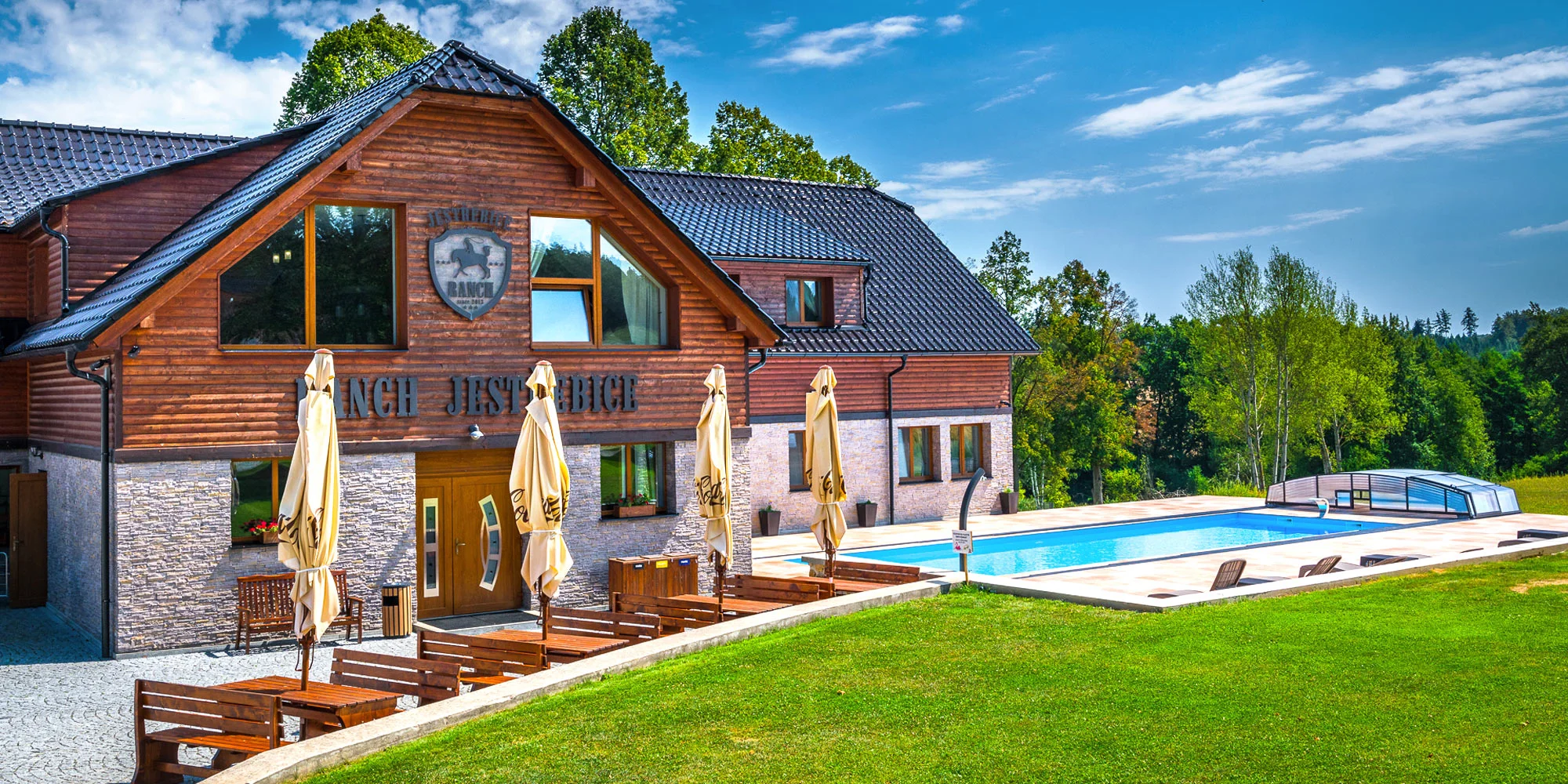 Ranč v České Sibiři: jídlo, wellness i koně