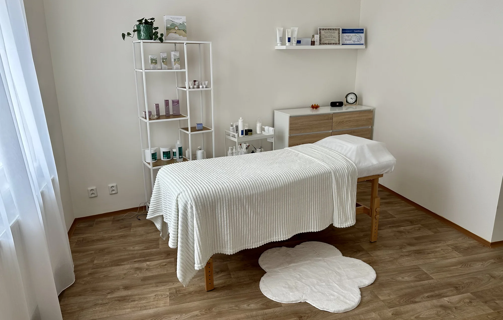 Kosmetická péče v salonu u Václavského náměstí - Obrázek 11