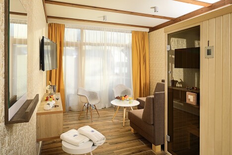 Šumava u Lipna v Hotel Resortu Relax **** s polopenzí a neomezeným wellness (bazén, vířivka, saunový svět) - Obrázek 9