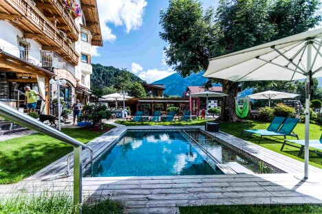 Tyrolsko u jezera Achensee v Alpenhotelu Tyrol **** se snídaněmi, wellness a místní dopravou + welcome drink - Obrázek 8