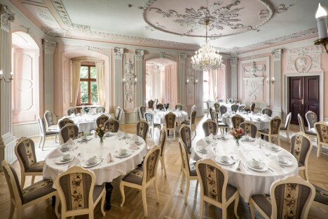 Pohádková dovolená v Polsku na historickém Zámku Kliczków **** s polopenzí, neomezeným wellness a procedurami - Obrázek 3