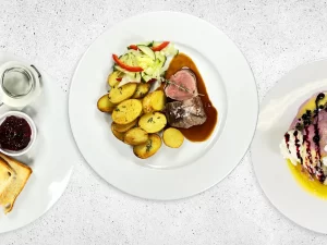 Čtyřchodové menu pro dvě osoby i výslužka domů