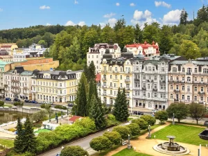 Mariánské Lázně: snídaně či polopenze i wellness balíček