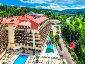 Rodinný pobyt v resortu ve Visle: aquapark a jídlo