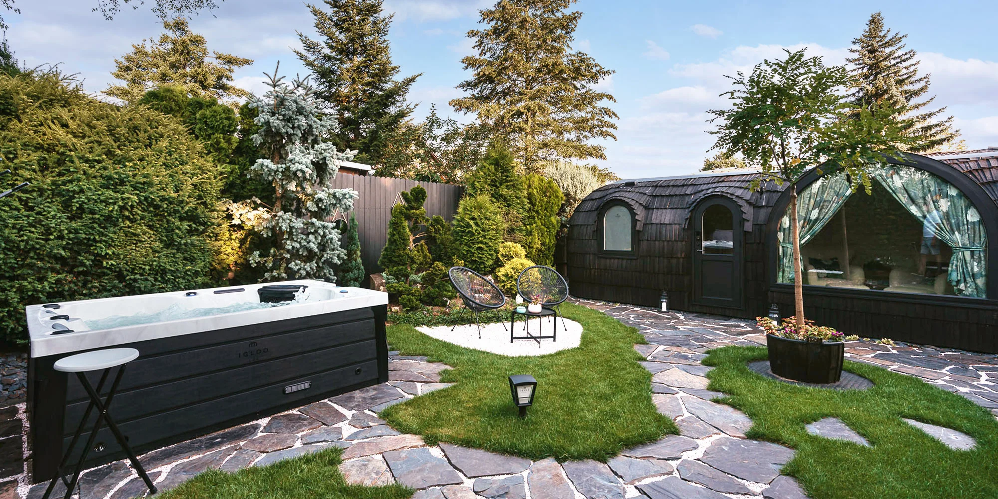 Designové iglú u Plumlovské přehrady s wellness