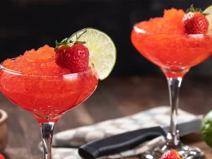 1-3 frozen daiquiri: jahoda, borůvka či mango