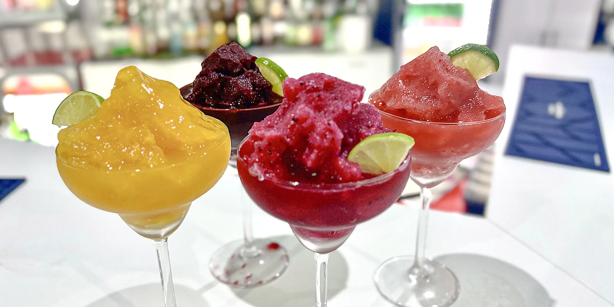 1-3 frozen daiquiri: jahoda, borůvka či mango - Obrázek 3