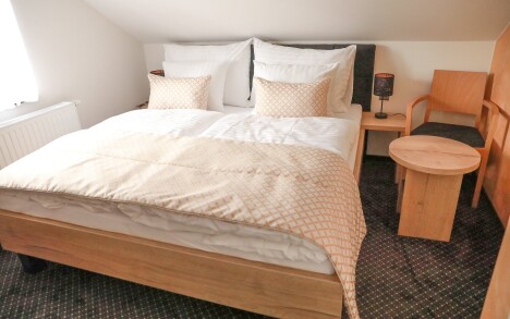 Český Krumlov poblíž centra a krásného zámku v Penzionu Golden Crown *** se snídaní formou bufetu - Obrázek 5