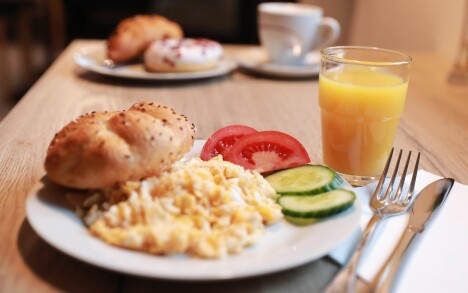 Český Krumlov poblíž centra a krásného zámku v Penzionu Golden Crown *** se snídaní formou bufetu - Obrázek 3