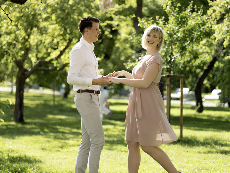 Romantické párové focení v přírodě nebo ve městě - Obrázek 7