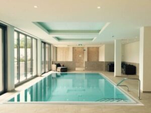 Timmendorfer Strand: Dovolená u Baltského moře v Romantik Hotelu Fuchsbau ****+ se snídaní a obřím wellness