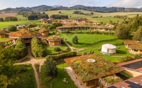 Odpočinek v přírodě Orlických hor: Horní Libchavy v Apartmánech na vršku se snídaní + piknikový koš a zahrada