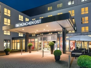 4* hotel v Mnichově: snídaně, sauny i vstup do zoo