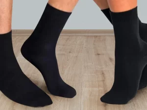 10 párů černých vysokých ponožek: bambus a bavlna