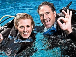 Potápění s přístrojem v bazénu či na volné vodě