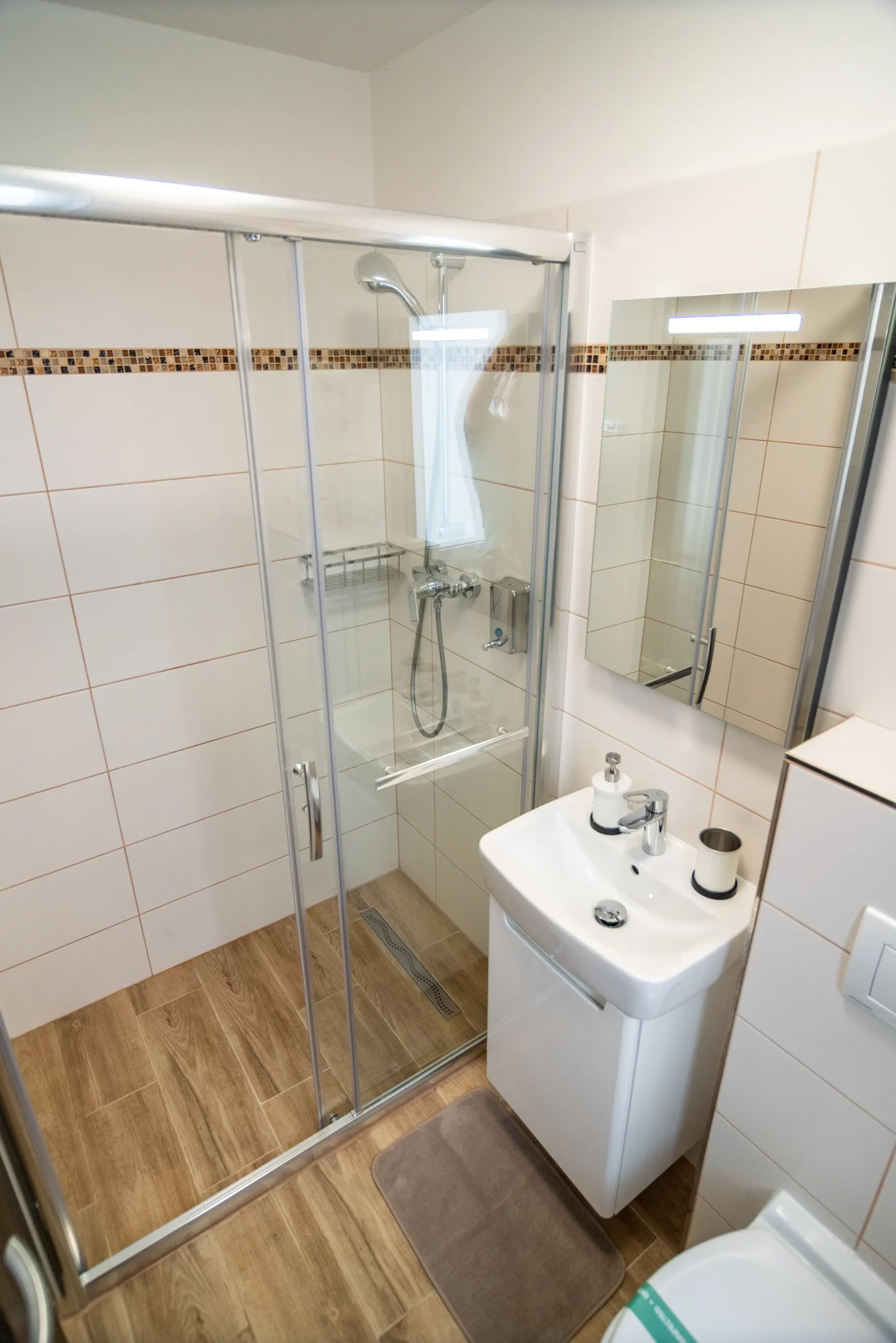 Pobyt se stravou, vířivkou i degustací vín v Mikulově - Obrázek 9