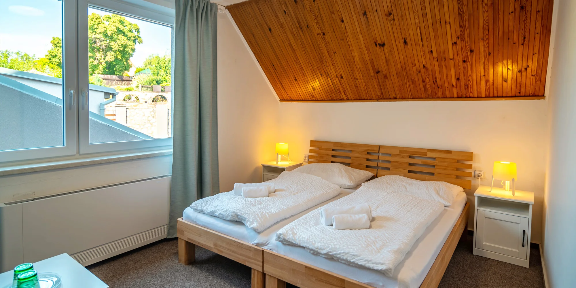 Pobyt se stravou, vířivkou i degustací vín v Mikulově - Obrázek 7