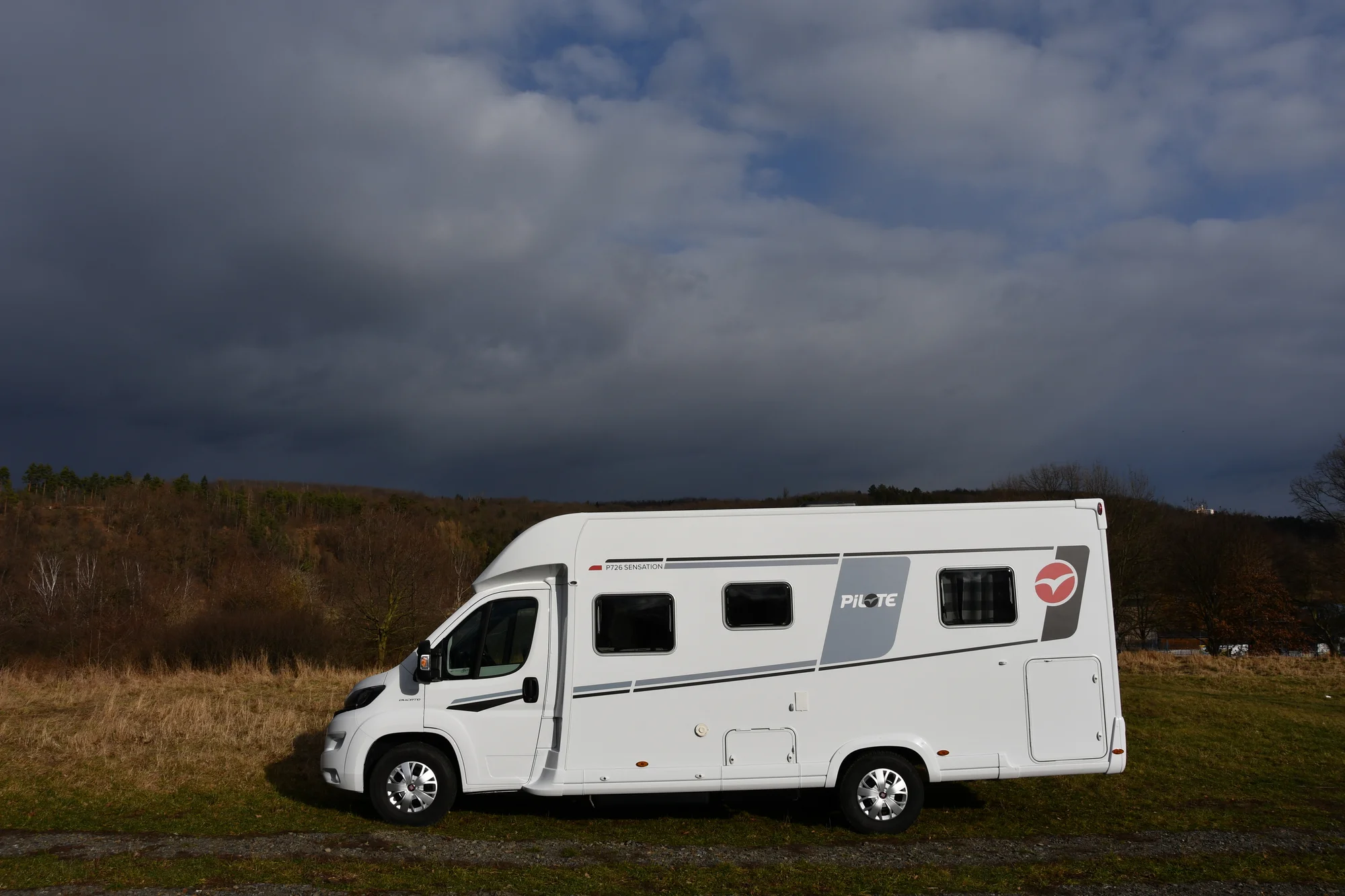 Vouchery na pronájem obytných vozů a karavanů - Obrázek 9