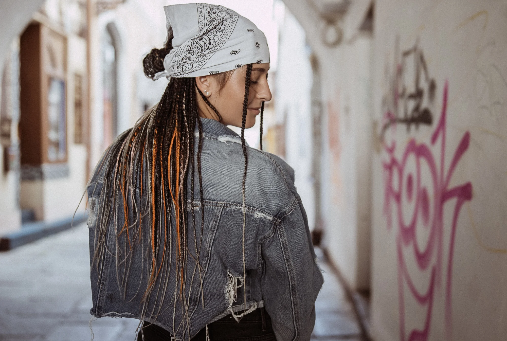 Kurz pletení copánků s kanekalonem pro 1 i 2 osoby - Obrázek 8