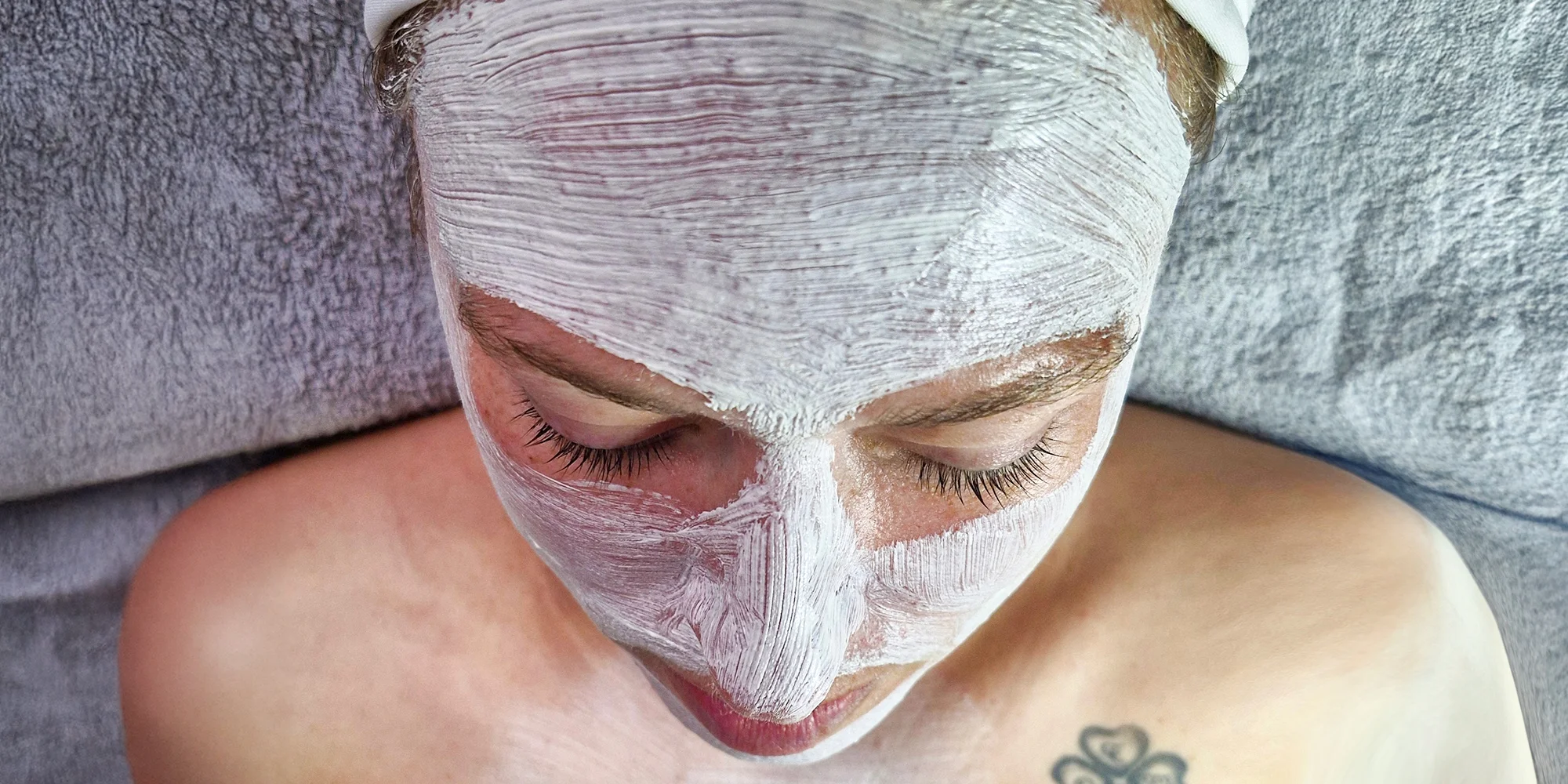 Masáž Gua Sha, hloubkové čištění i chemický peeling - Obrázek 3