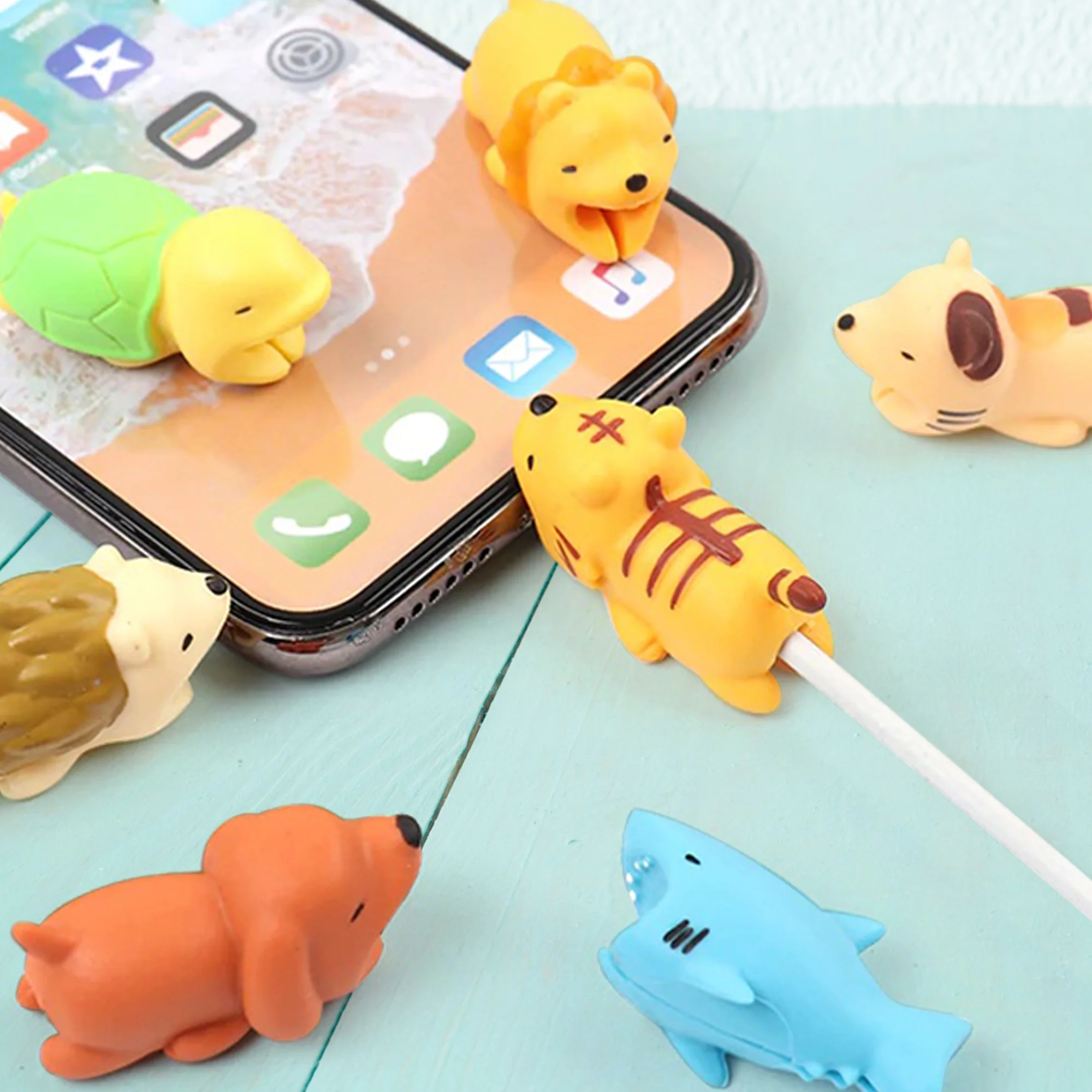 Roztomilá ochrana konektoru nabíječky na mobil - Obrázek 2