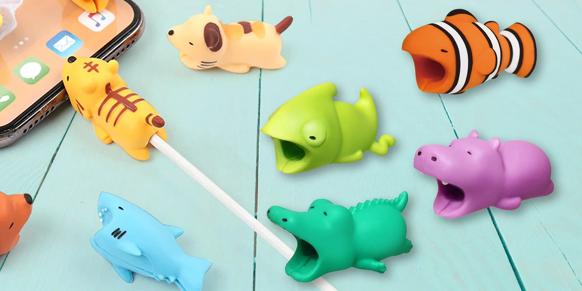 Roztomilá ochrana konektoru nabíječky na mobil