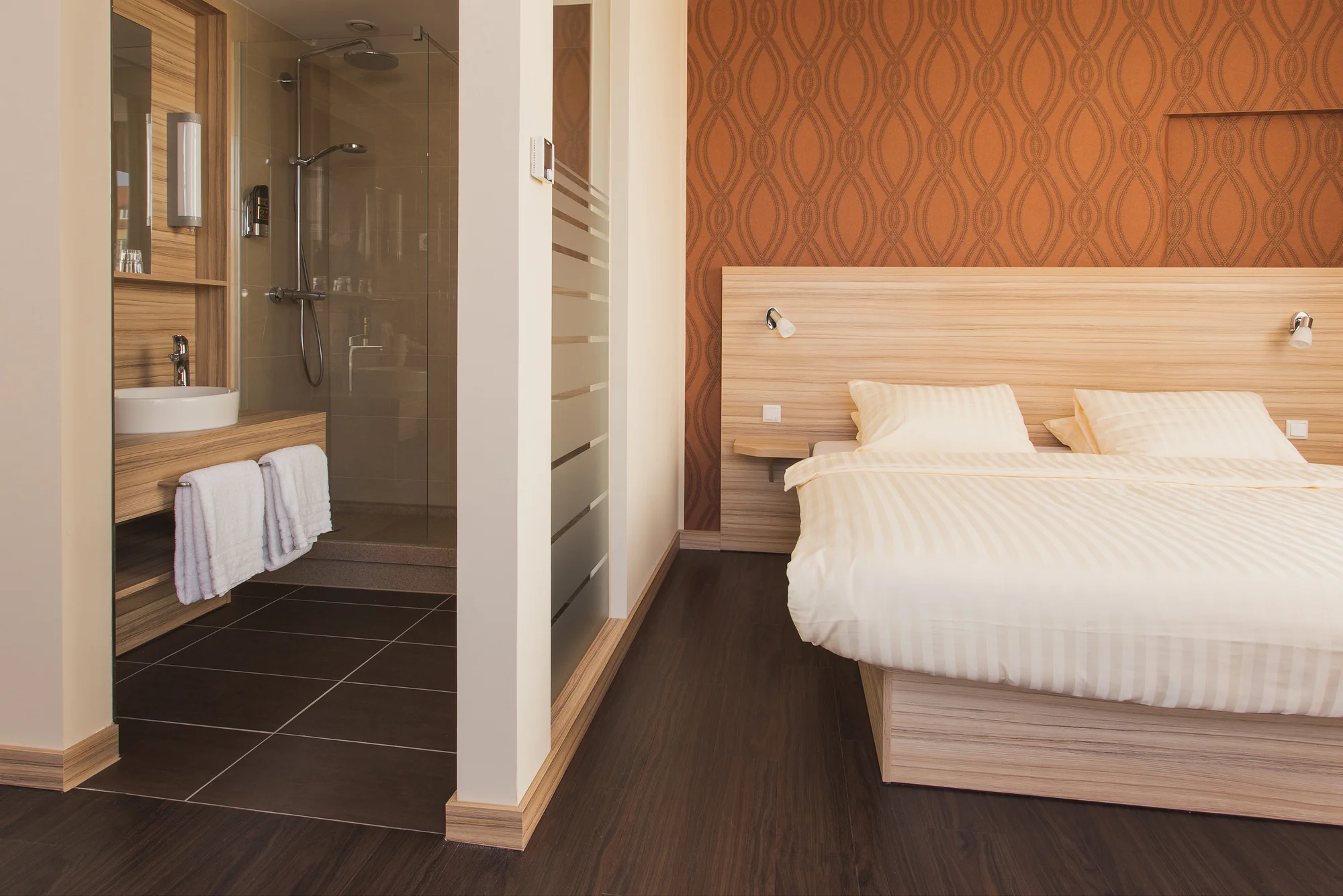 Komfortní hotel v centru Drážďan se snídaní - Obrázek 10