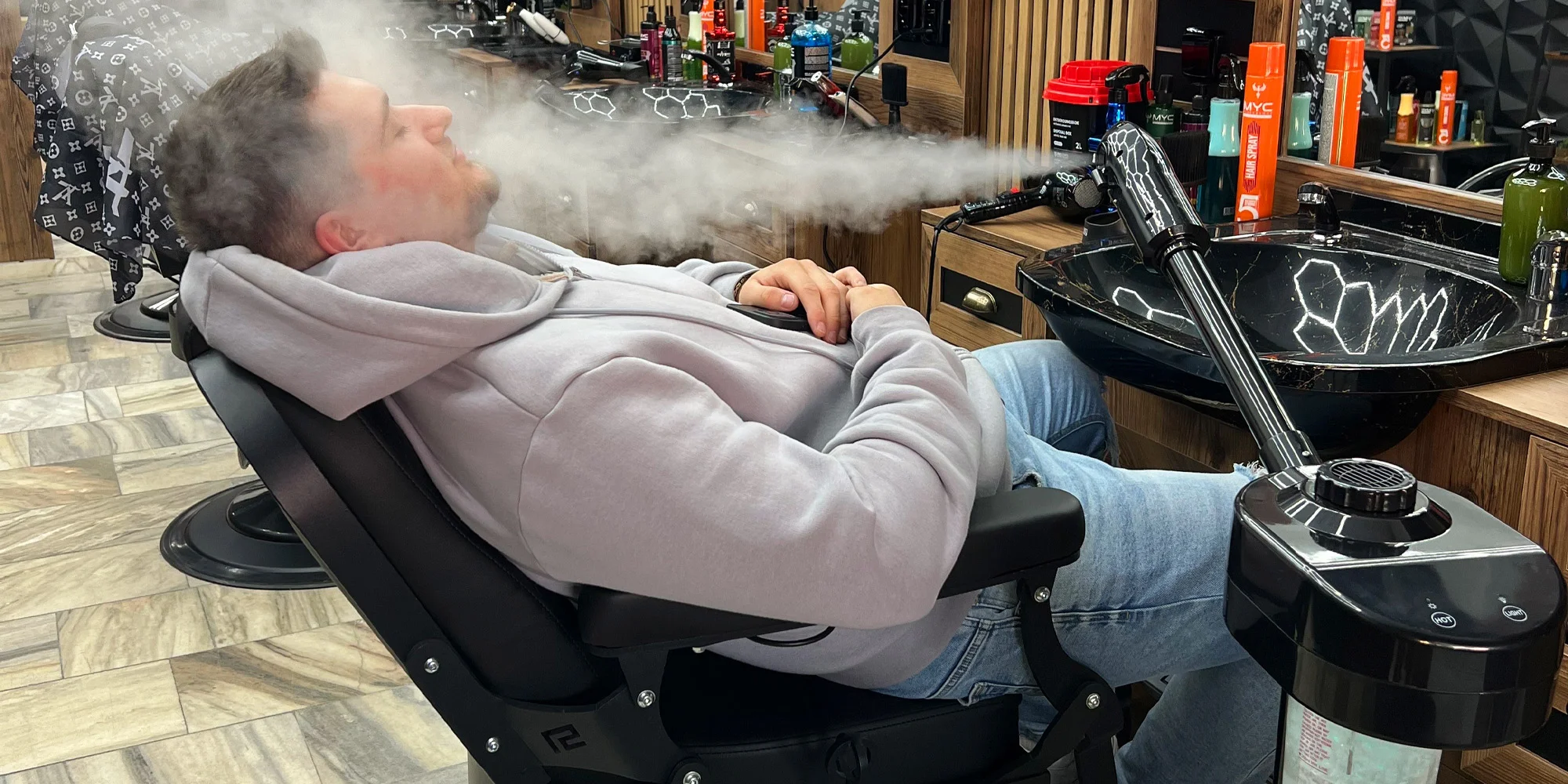 Pánský střih i s úpravou vousů nebo VIP balíček - Obrázek 4