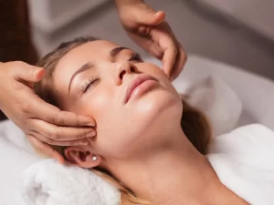 Kosmetické balíčky vč. masáže a anti-aging ošetření