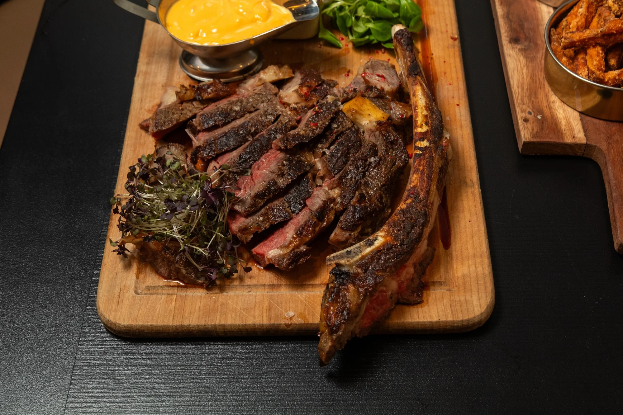 Hovězí Tomahawk a mnoho druhů příloh pro 4 osoby - Obrázek 8