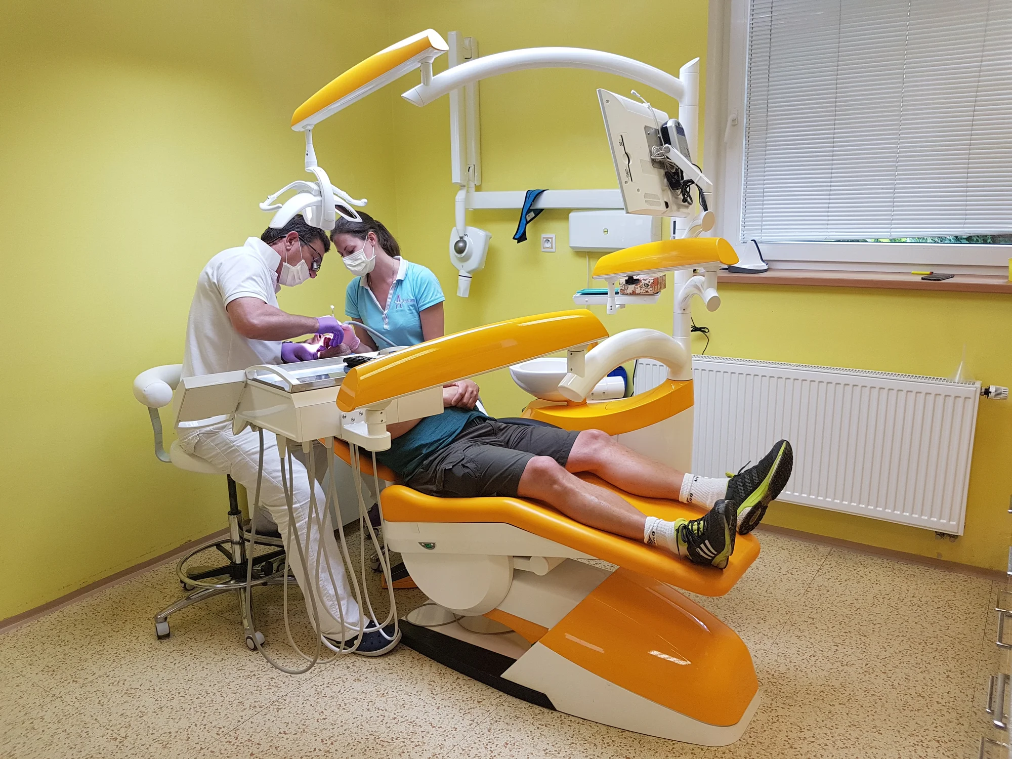 Zavedení zubního implantátu a špičková péče - Obrázek 3