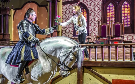 Maďarsko u hradu Sümeg: Hotel Kapitány Wellness ****superior s polopenzí a termálním wellness + jezdecká show - Obrázek 4