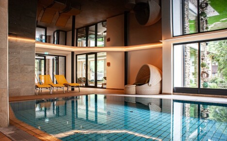 Korutany 350 m od stanice lanovky: 4* Evident Hotel Prägant s gurmánskou polopenzí a wellness o ploše 1 000 m² - Obrázek 2