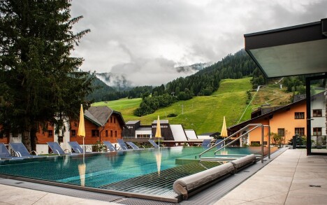 Korutany 350 m od stanice lanovky: 4* Evident Hotel Prägant s gurmánskou polopenzí a wellness o ploše 1 000 m² - Obrázek 6