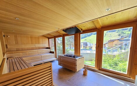 Korutany 350 m od stanice lanovky: 4* Evident Hotel Prägant s gurmánskou polopenzí a wellness o ploše 1 000 m² - Obrázek 9