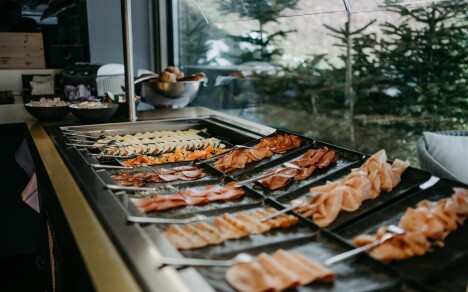 Alpská dovolená u jezera Wörthersee: Pobyt v Hotelu Rocket Rooms se snídaní, občerstvením a kartou plnou slev - Obrázek 4