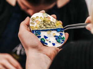 Kreativní kurz: Tvoření mozaiky z keramických střepů a skla