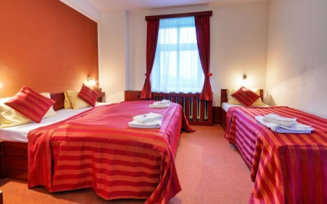 Hrubý Jeseník v Hotelu Stará Pošta *** se snídaní, bazény, saunou a sportovním vyžitím + dětské hřiště - Obrázek 9