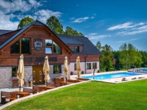 Česká Sibiř: Ranch Jestřebice se snídaní či polopenzí, bazénem, wellness centrem a ochutnávkou specialit