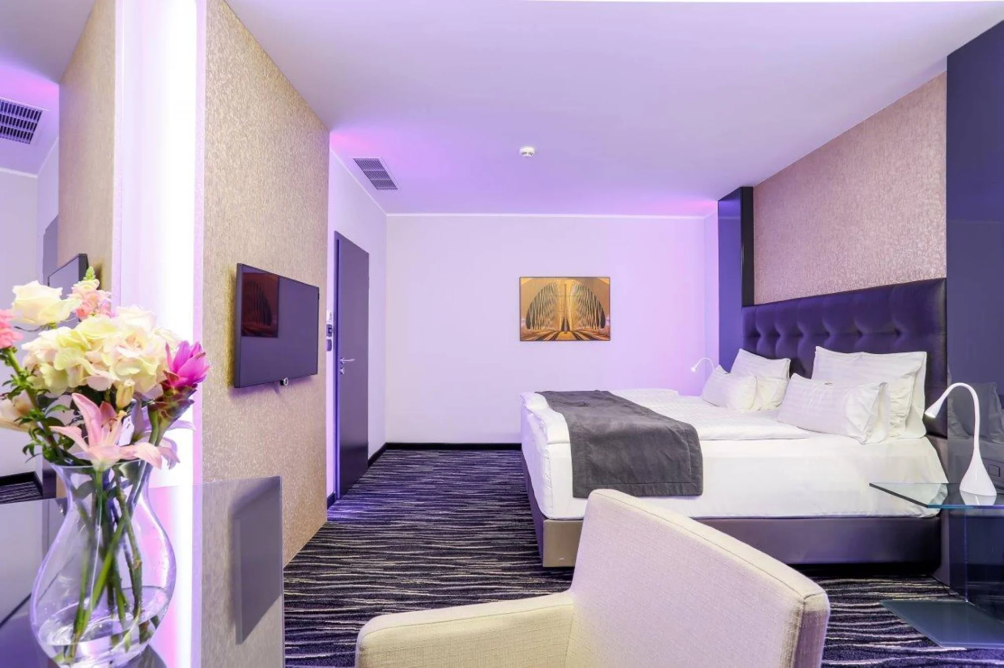 Výjimečný pobyt v Tančícím domě a krásný výhled - Obrázek 9