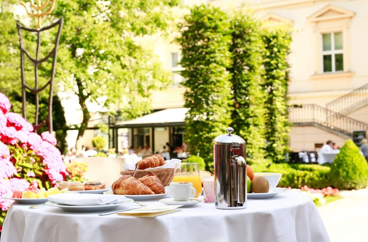 Voucher až na 3 000 Kč do luxusní restaurace Le Grill - Obrázek 10